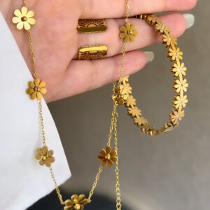 18K GOLD FLOWER SET