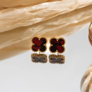 18k Maroon Studs