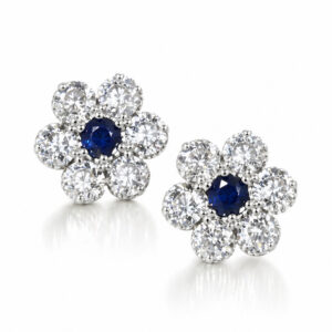 18k Tiara MINI STUDS