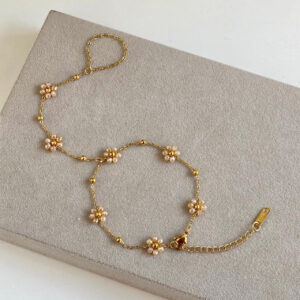 18k Golden floral Handchain
